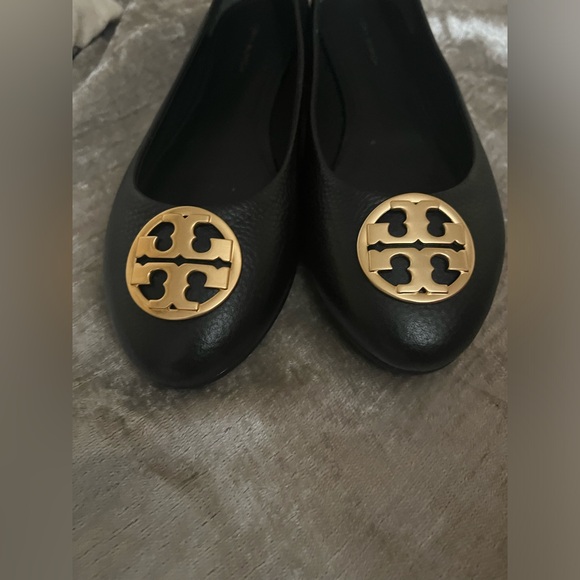 Like New Tory Burch Chelsea Ballet Flats - Picture 2 of 5